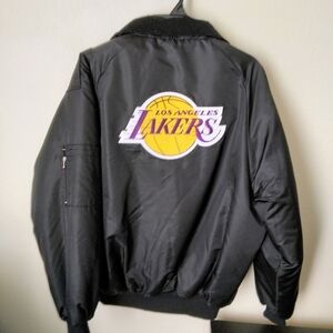 NBA LOS ANGELES LAKERS Bomber Jacket Canada Sportwear Size Small